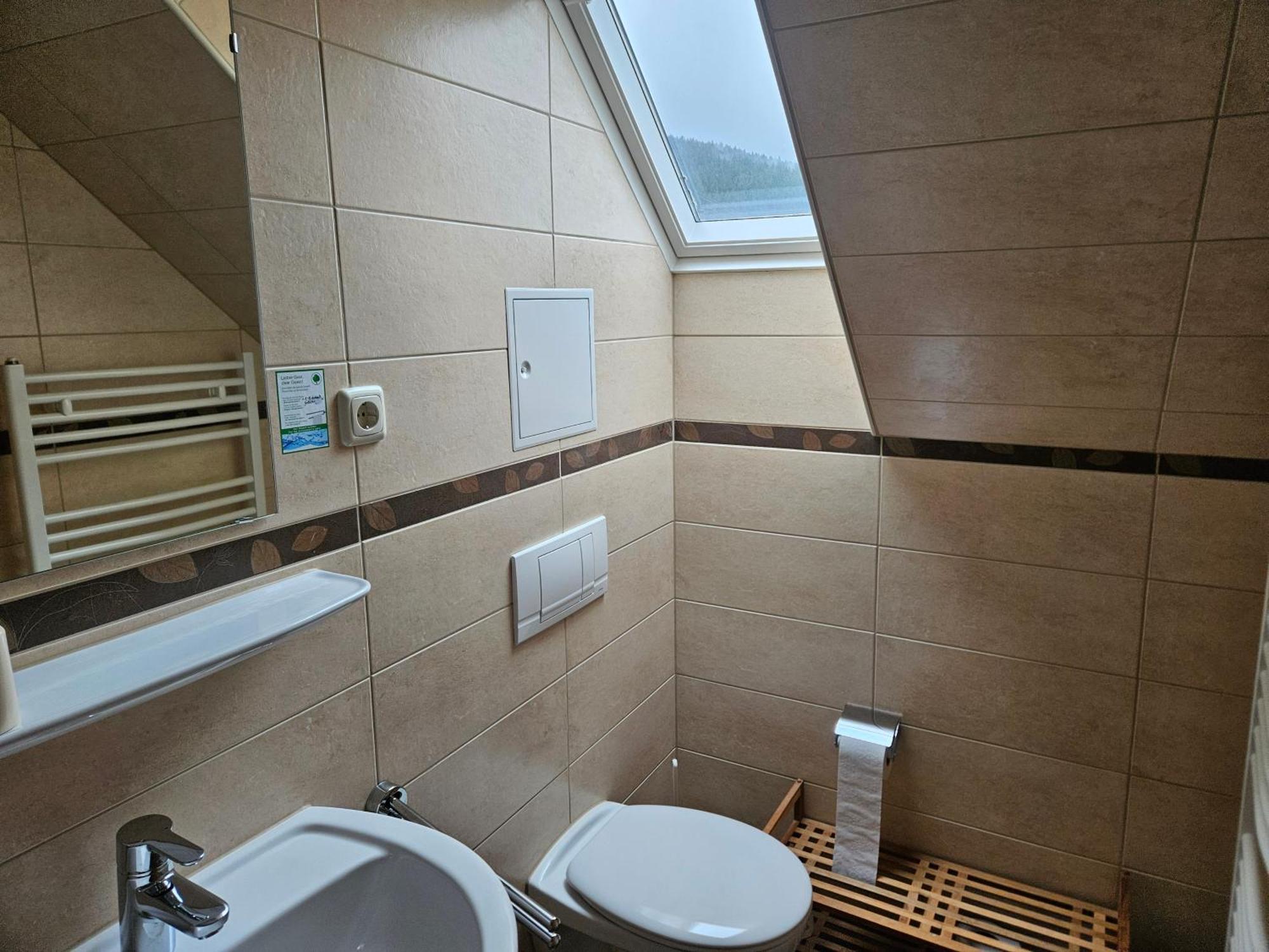 Cafe Koenig Hotel Oberwiesenthal Room photo