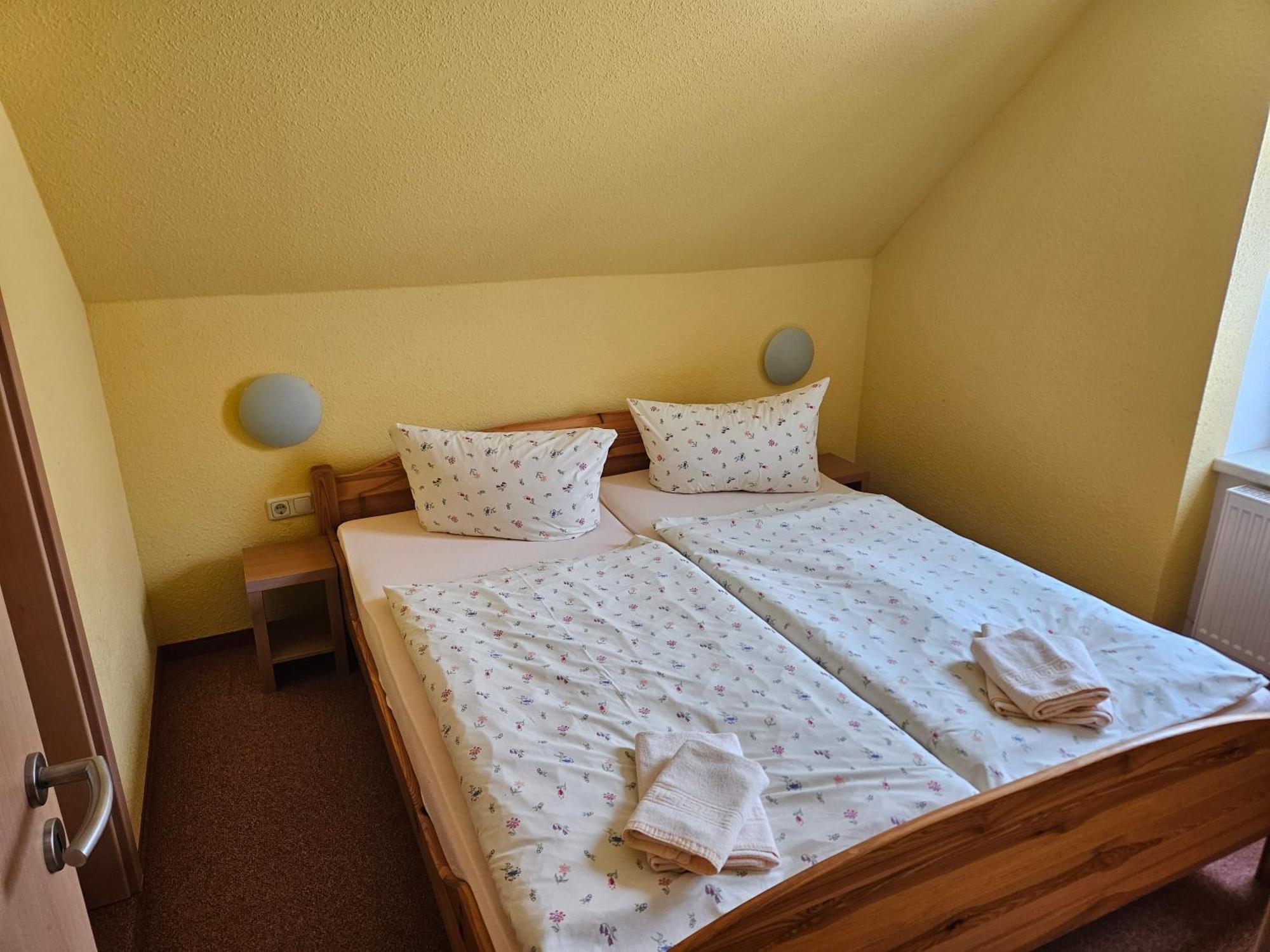 Cafe Koenig Hotel Oberwiesenthal Room photo