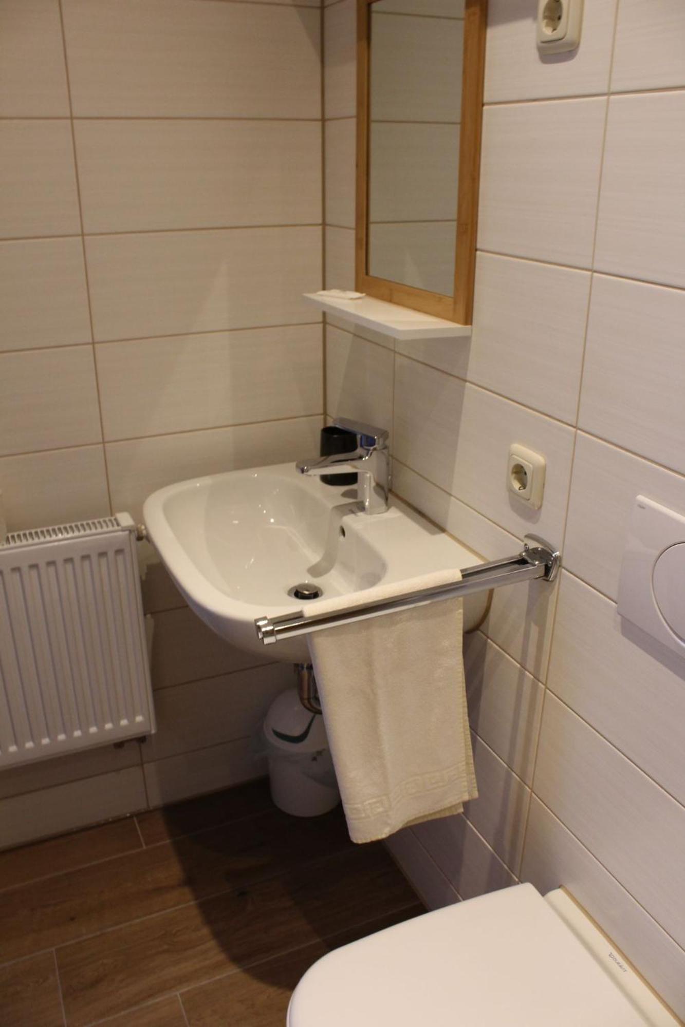 Cafe Koenig Hotel Oberwiesenthal Room photo